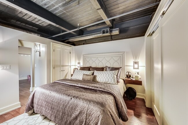 Photo - 540 N Lake Shore Dr Unit 723