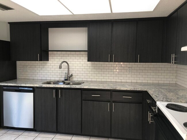 Photo - 102 Timberline Trail