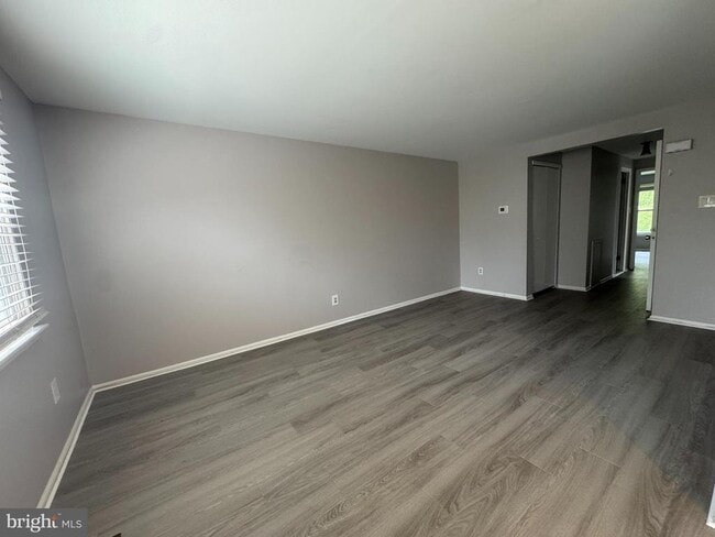 Photo - 13014 Blakeslee Dr