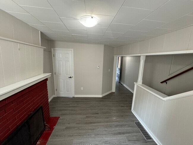 Photo - 70 Markland St