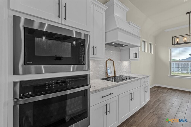 Building Photo - 712 Eagle Pass Dr Rental