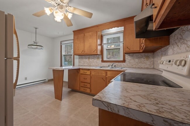 Building Photo - 62 Briarwood Rd Unit #3 Rental