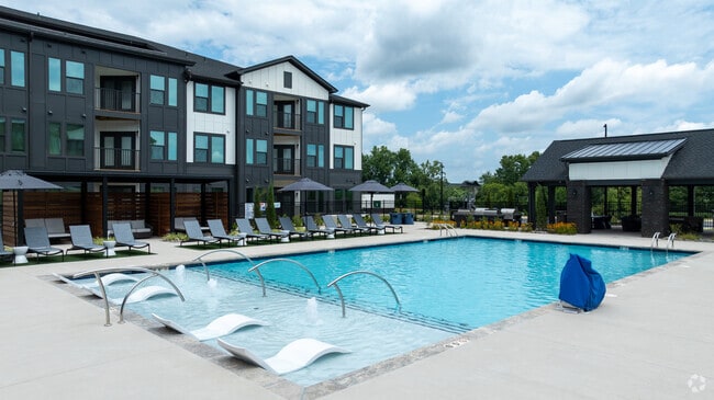 Building Photo - Evolve at Lake Norman Rental