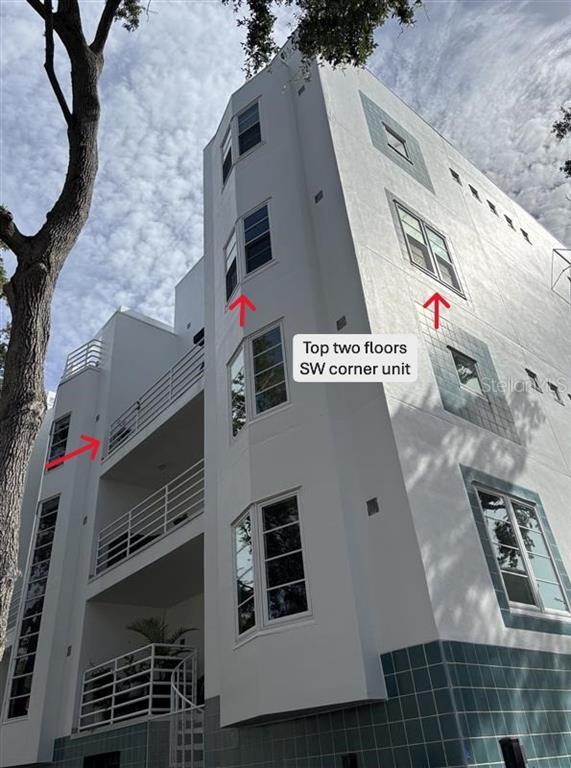 Building Photo - 4950 Bayshore Blvd