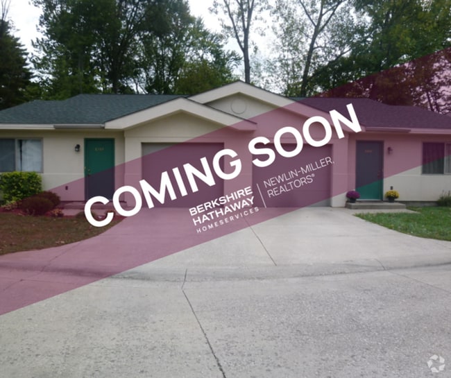 Building Photo - 2 Bedroom Duplex - *Pets Welcome! Rental