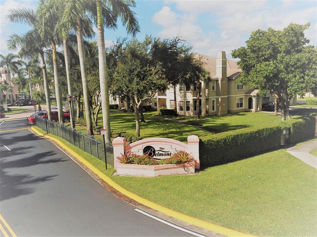 Building Photo - 306 Belmont Ln Unit 306