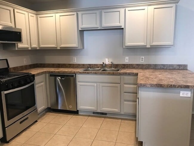 Photo - COMING SOON! Duplex in Ozark