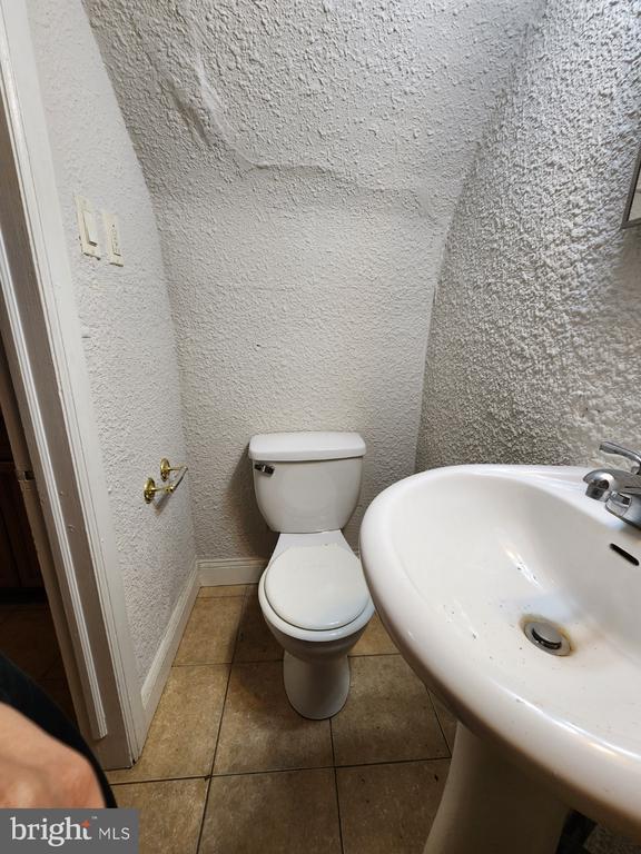 Building Photo - 4522 Springfield Ave Unit 1F