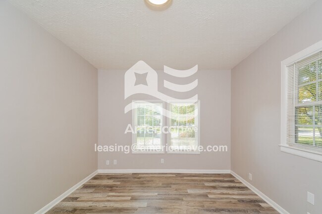 2607 Sedgefield Dr