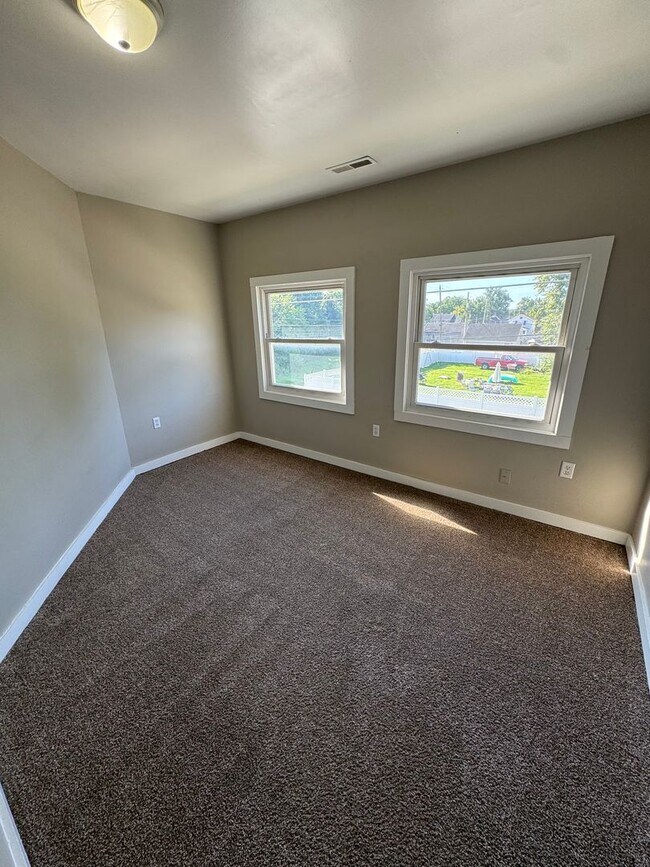 411 Boltz St
