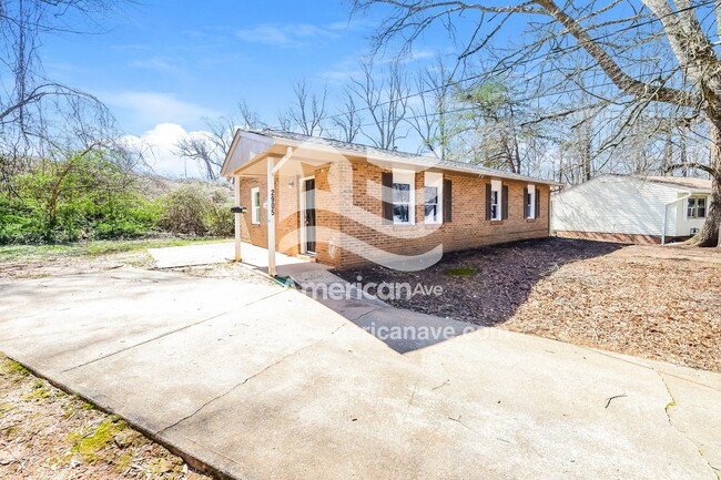 Photo - 2905 Galaxy Ct NE