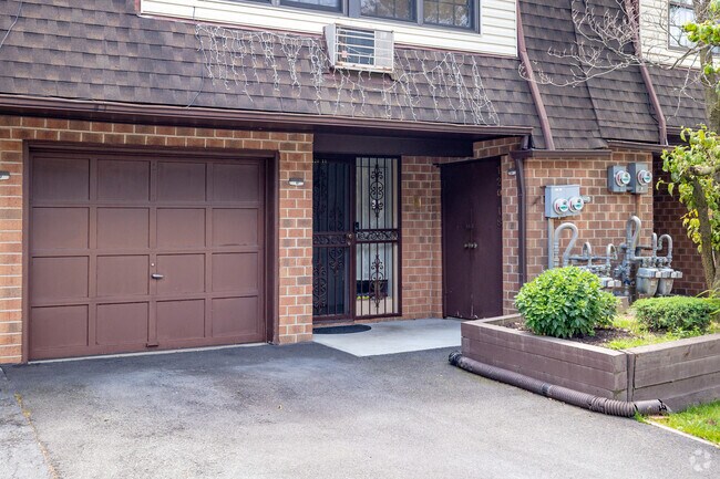 Photo - Riverview Condominium at College Point