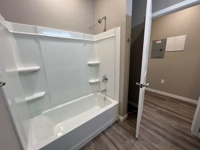 Photo - 4440 - 4450 S 26th St