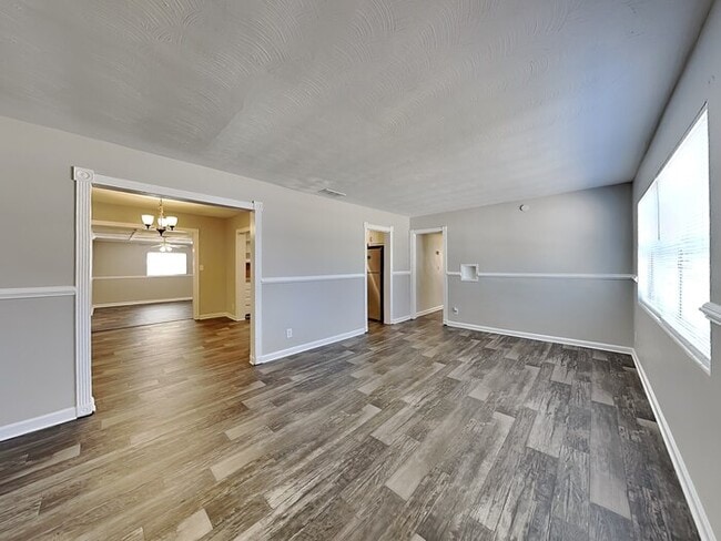 Photo - 3403 Rogero Rd