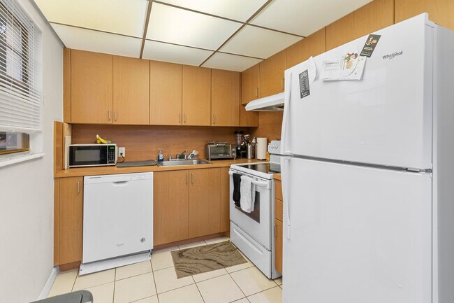 Photo - 505 Mansfield M