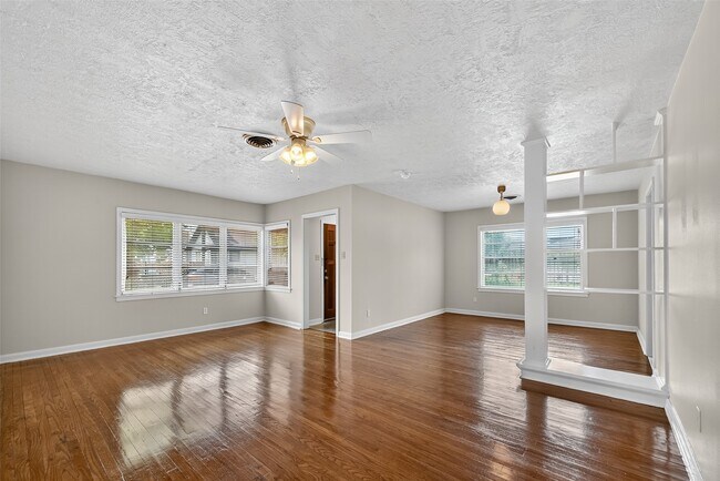 Photo - 3817 Anita St Apartment Unit A