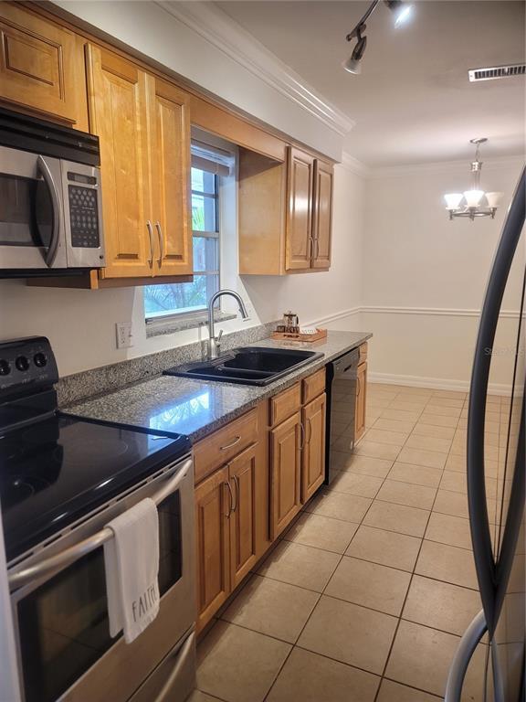 Photo - 3360 S Osprey Ave Unidad 201B