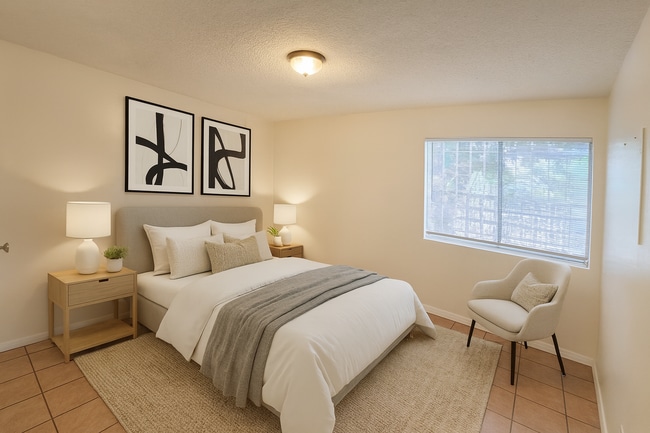 Photo - 4758 Imperial Ave