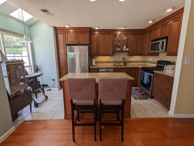 Photo - 20 Balboa Ln