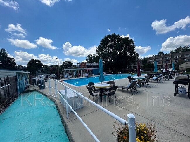 Photo - 1 Crawford Pkwy Unidad 1504