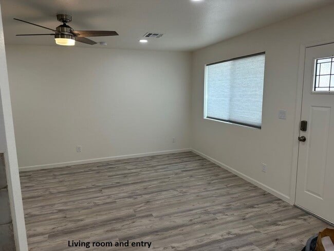 Photo - SOMB3171 Unit #101