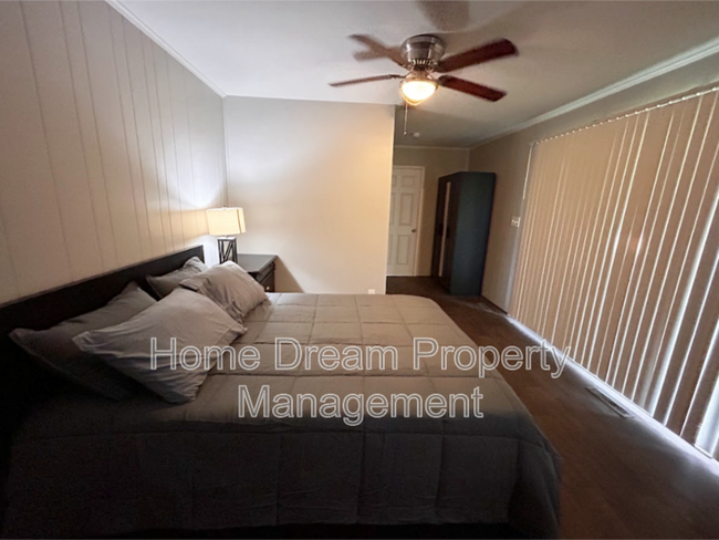 Photo - 1401 Bragg Rd