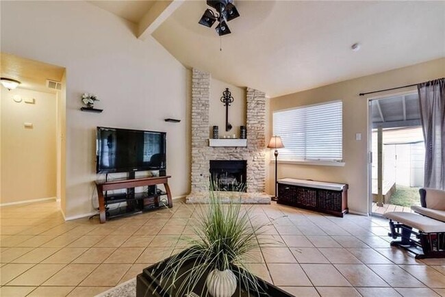 Photo - 8903 Shattuck Cove