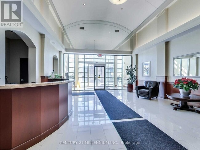 Photo - 1359 Rathburn Rd E Unit 1014
