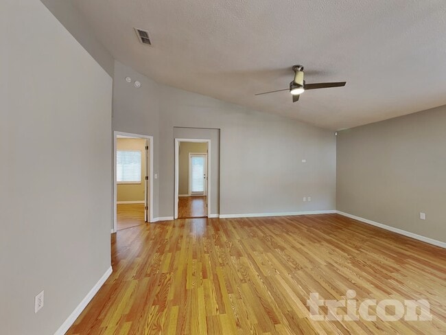 Photo - 11008 Millbury Ct