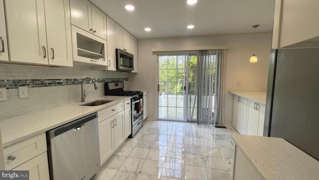 Photo - 5905 Baltimore Dr