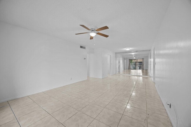 Photo - 9905 Pineapple Tree Dr Unit 210