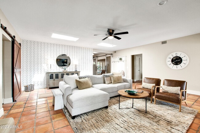 Photo - 11222 N Miller Rd