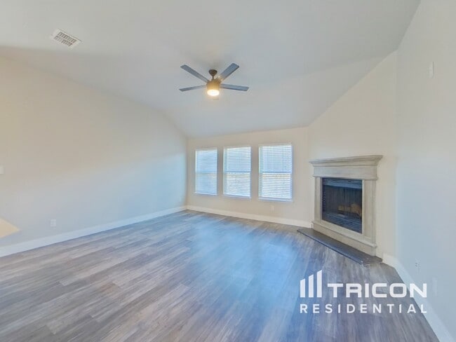 Photo - 1025 N Churchill Dr