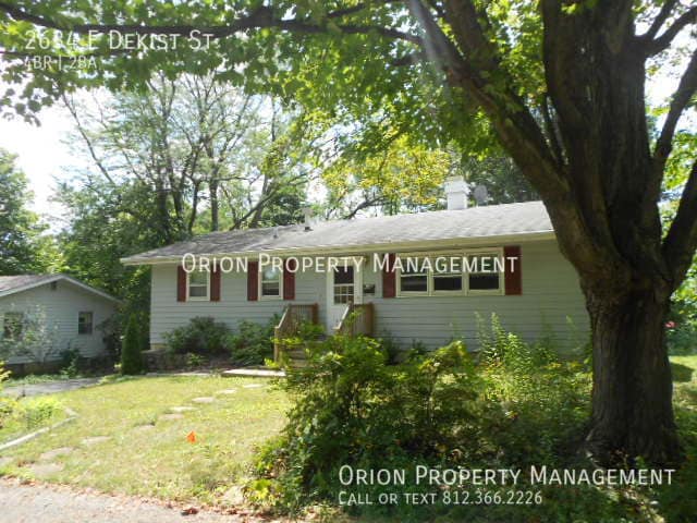 Building Photo - 2634 E Dekist St