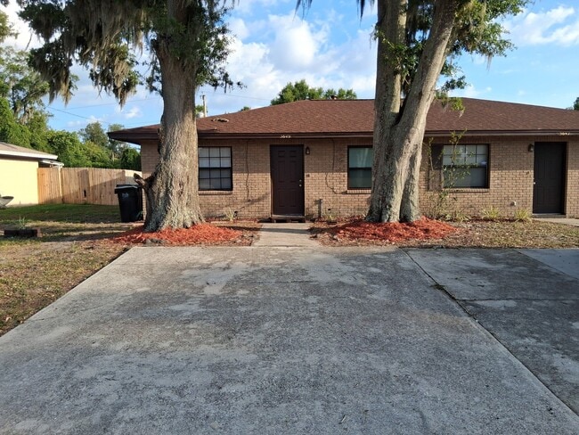 Building Photo - 5649 Cherry Wood Cir