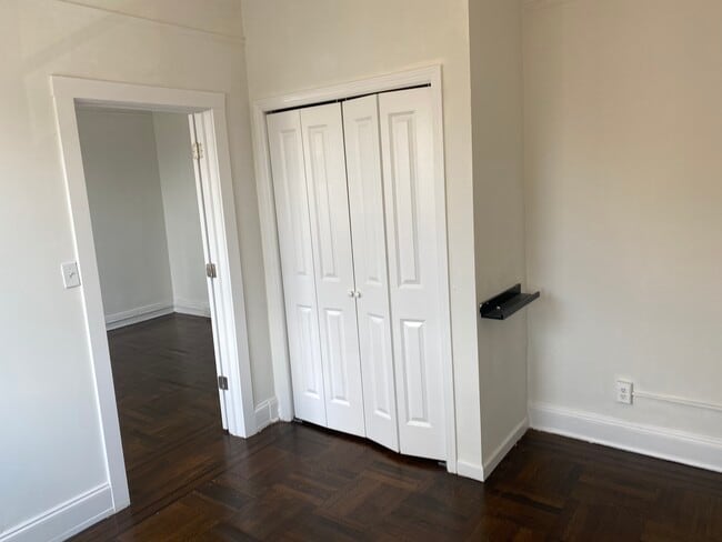 Photo - 42 Kelly Pky Unit 205