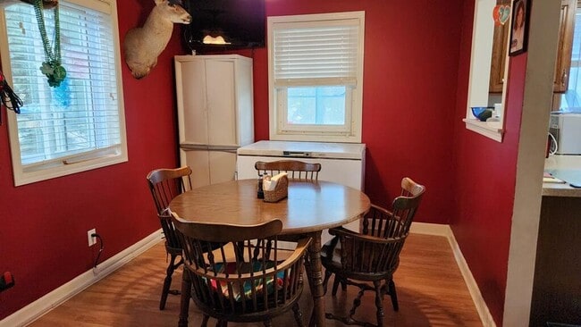 Photo - 1737 Parknoll Ln