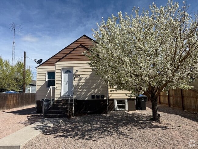 Building Photo - Thirteenth 2104 &amp; 2102 Unit 2104 - Apt B