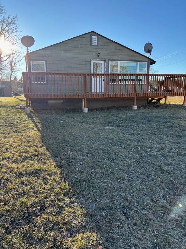 Photo - 4 Bedroom with East Gallatin in the backyard