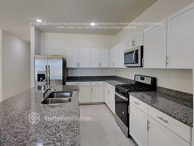 Photo - 19140 W Pierson St