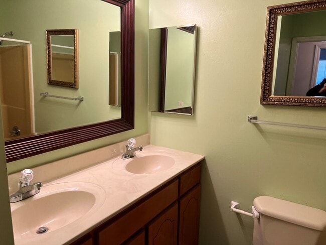 Photo - 2014 Cedar Point Cir