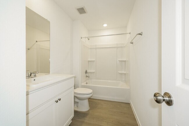 Photo - 13495 Bay Springs Dr