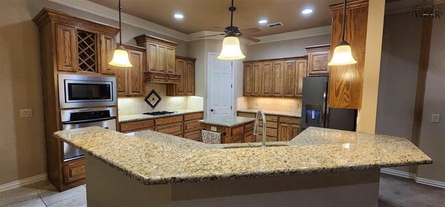 Photo - 1608 Tanglewood Dr