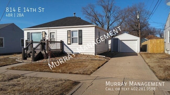 Building Photo - 814 E 14th St