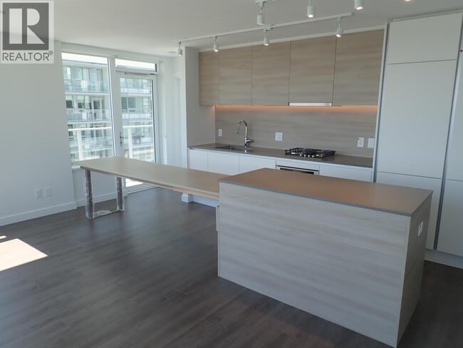 Photo - 908 Quayside Dr Unit 2305