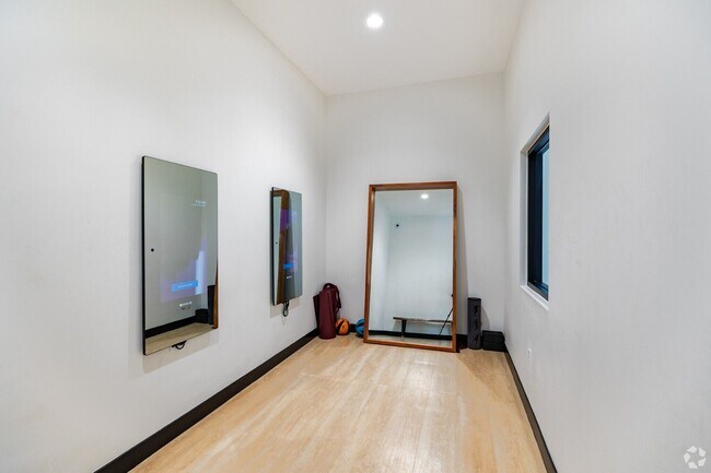 Photo - Start Living the Good Life at Pascal Gardens!