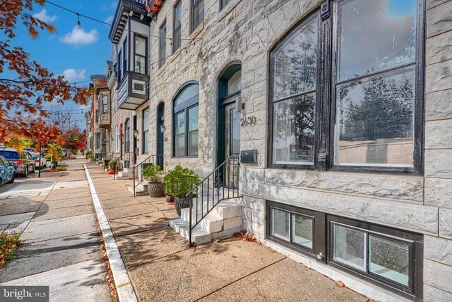 Photo - 2630 E Baltimore St Casa Adosada