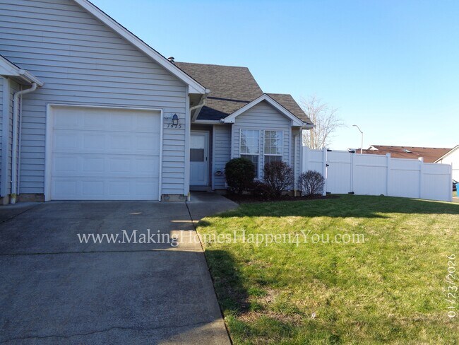 Photo - 7475 Parkplace Dr NE