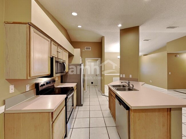 Photo - 11224 Cypress Leaf Dr