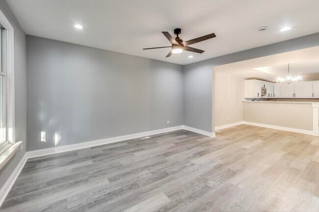 Photo - 1612 W Erie St